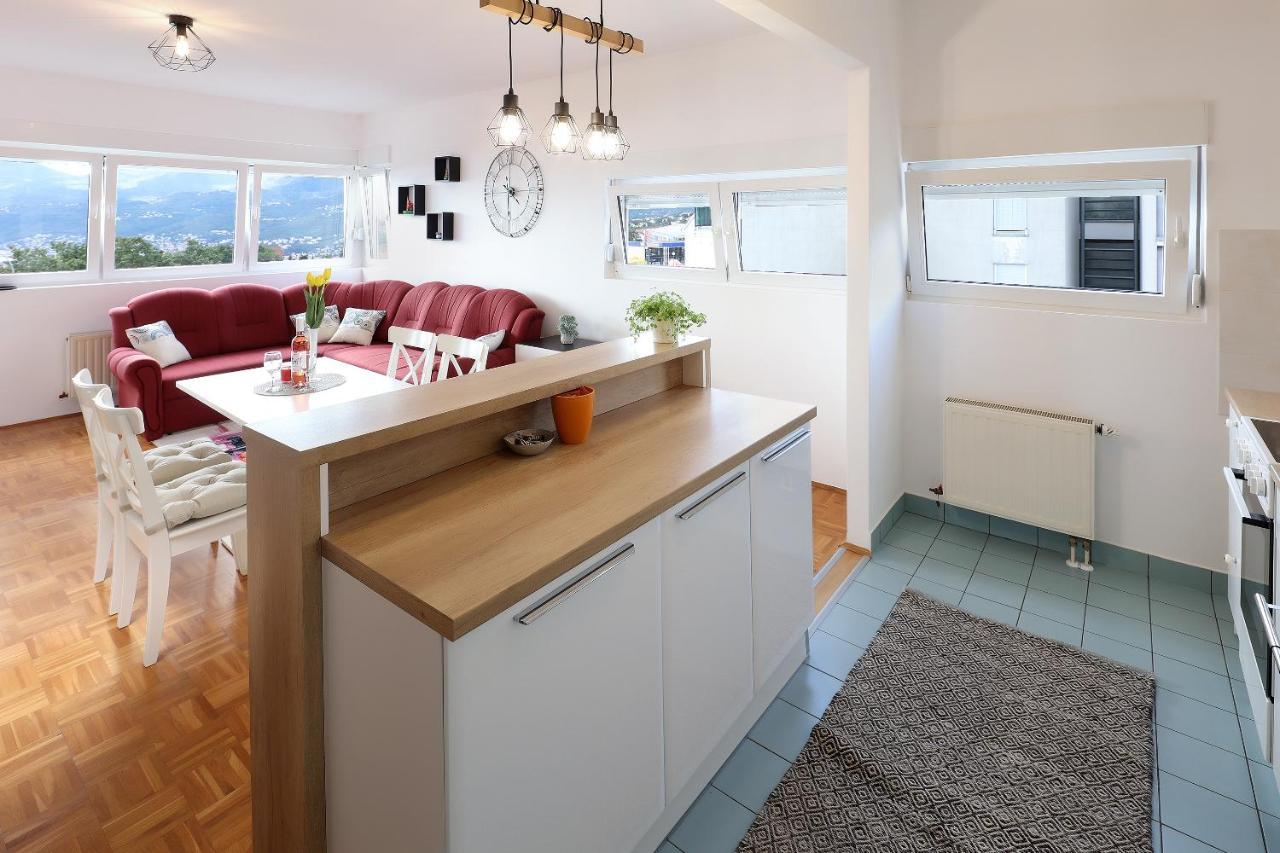 Apartment Leon - Sea View Rijeka Extérieur photo