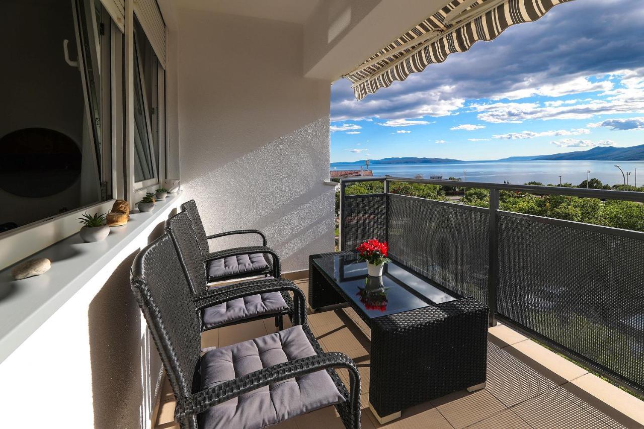 Apartment Leon - Sea View Rijeka Extérieur photo